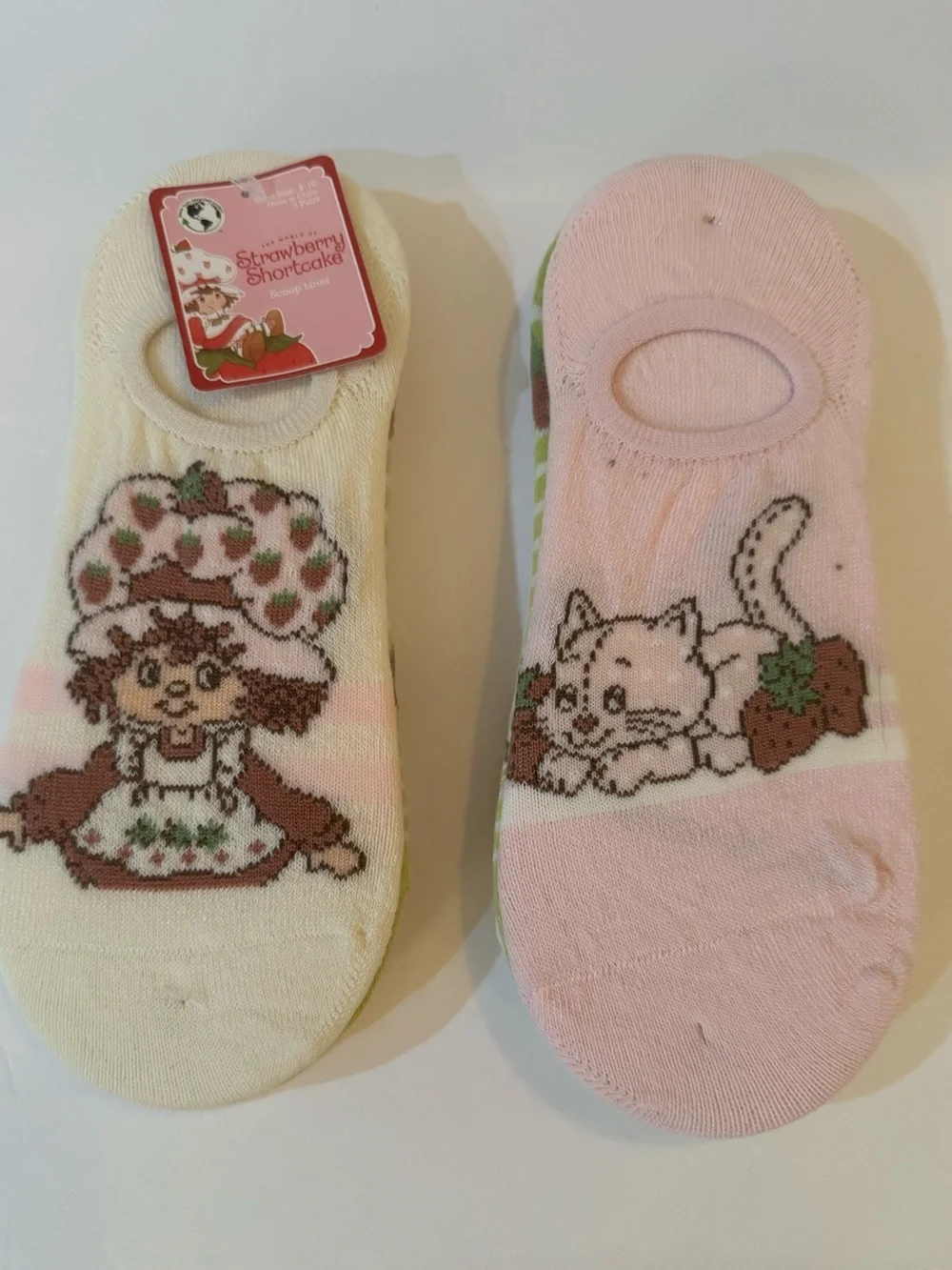 2 Strawberry Shortcake Women’s Scoop Liner Socks 3 Pack